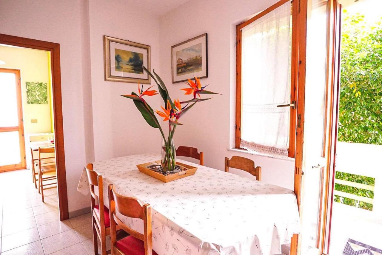 Vila L'Hibiscus Di Lucia Alghero Exteriér fotografie